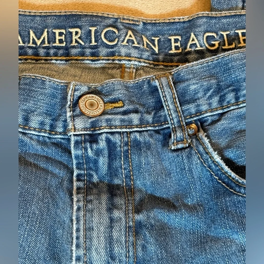 American Eagle men’s Y2K inspired boot cut jeans, size 34 x 32
